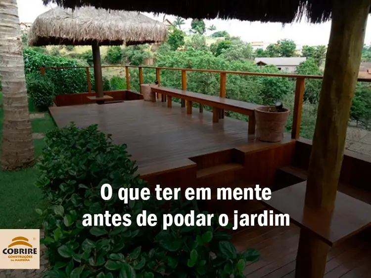 deck de madeira, quiosque, quiosque de sapé, deck no jardim