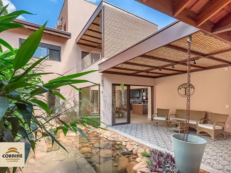 Pergolado de Ferro com Teto de Bambu: Design Rústico e Elegante