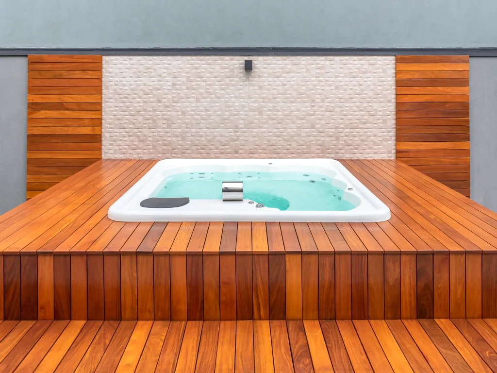 deck hidro spa cobrire